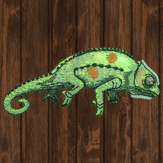 embroidered iron on sew on patch green lizard chameleon