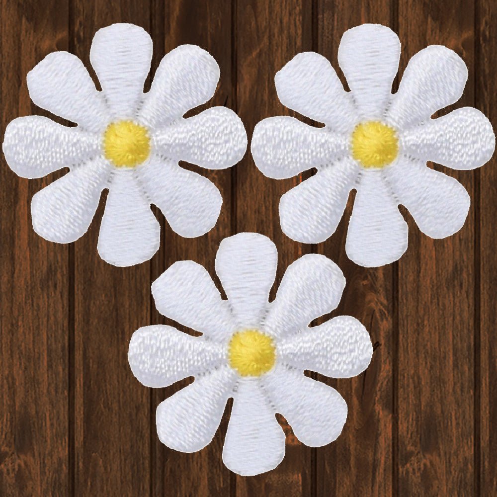 embroidered iron on sew on patch small white daisy flower